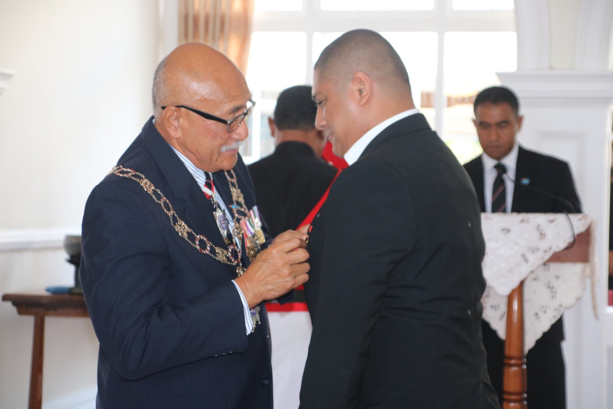 Broderick Mervyn receiving the Medal of the Order of Fiji from Fiji's President at the State House investiture, 2019